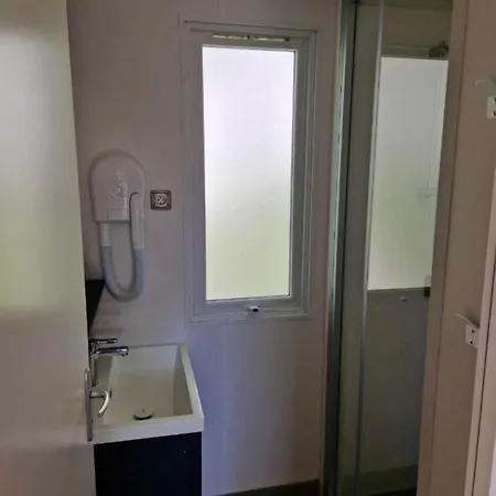 Mobil-home 3ch Climatise 5 500m *
