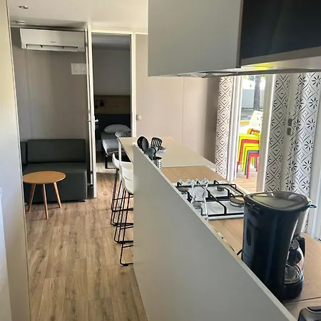 Kemp Mobil-home 3ch Climatise 5 500m Vendres