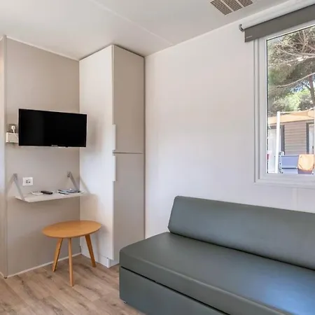 Mobil-home 3ch Climatise 5 500m Kemp *